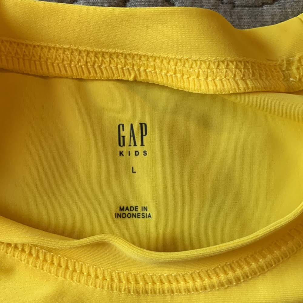NWT Boys Swim Shirt - Picture 2 of 4